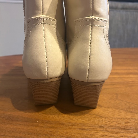 Mini Cow Boy Boots - Picture 3 of 5